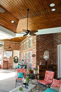 The ceilings not only make the space feel bigger, but allow light to still come in through the transom windows.