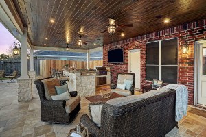 Friendswood outdoor living space