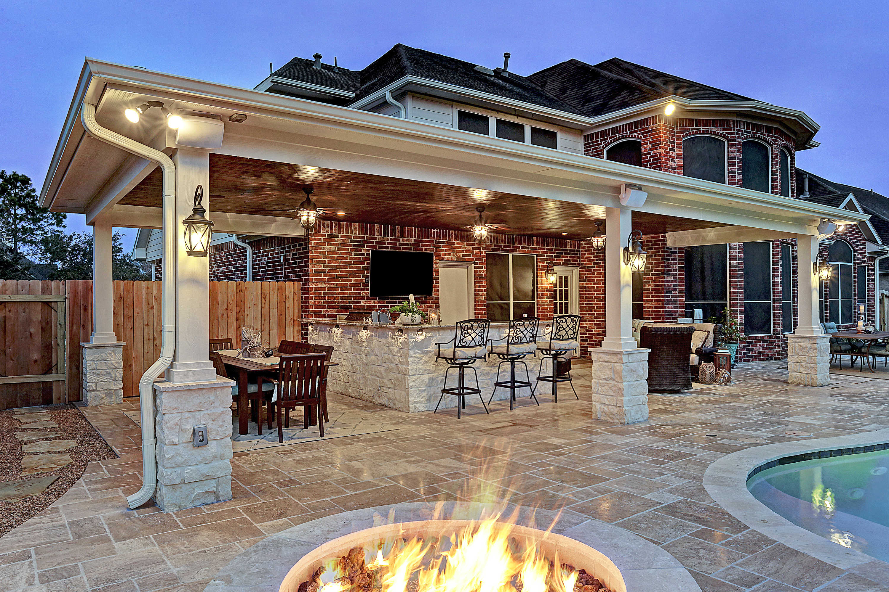 Friendswood Outdoor Living Space - TCP Custom Outdoor Living