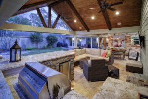 Houston patio cover and kitchen