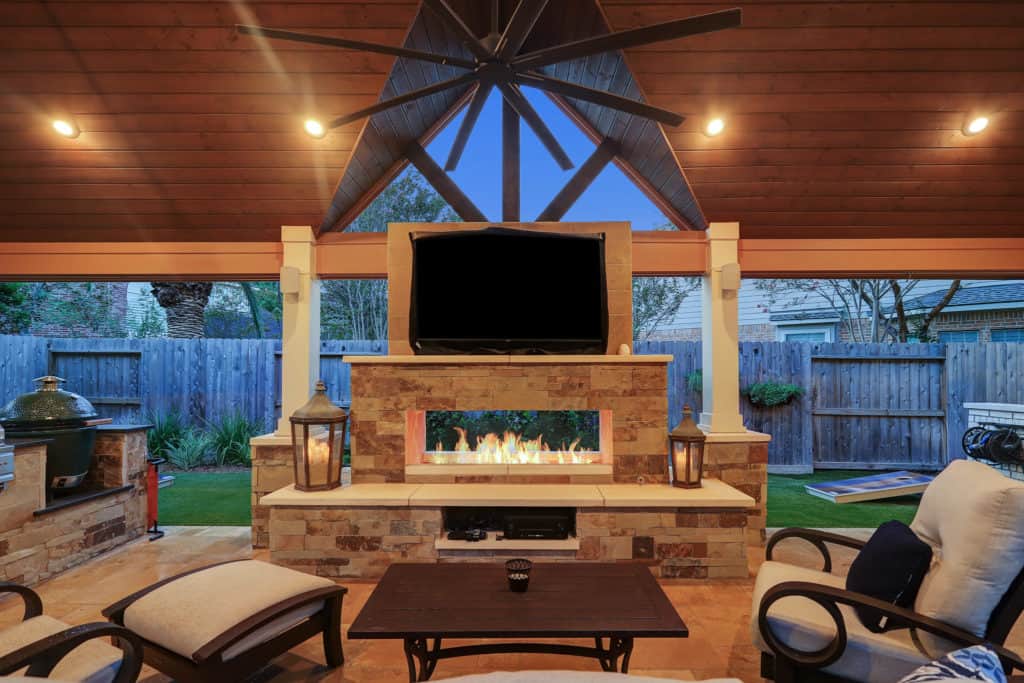 Outdoor patio with fireplace