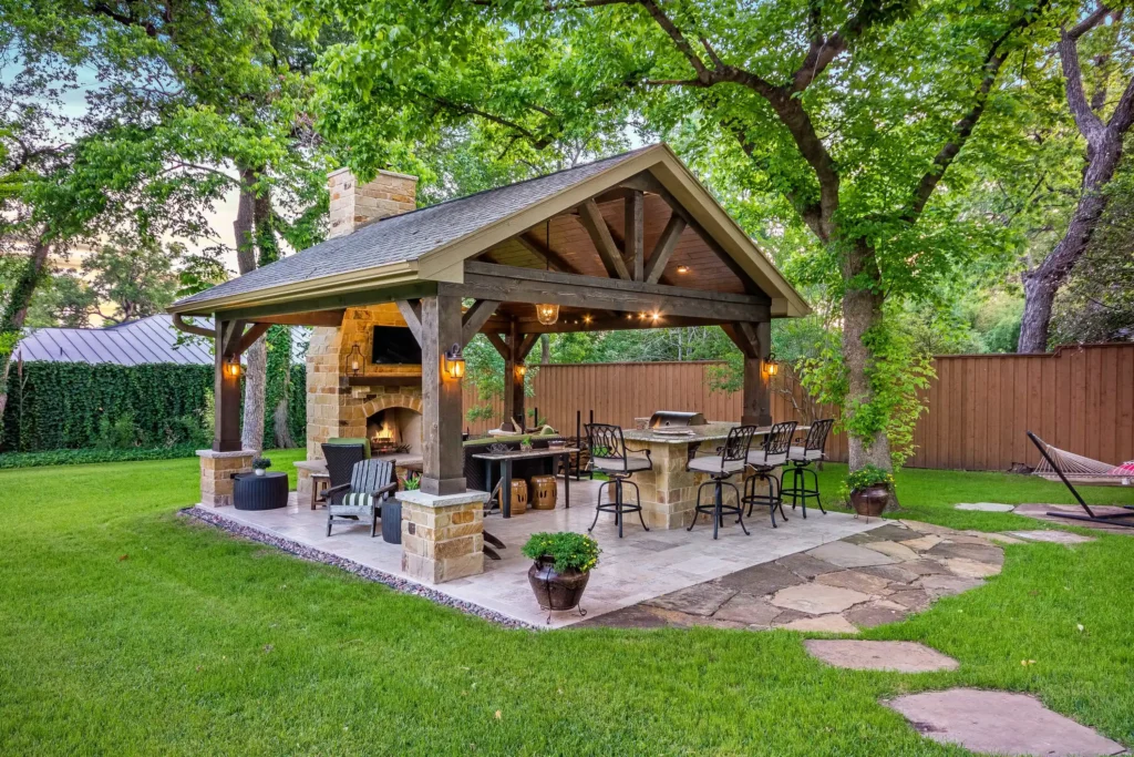 Outdoor Retreat in Lake Highlands - Dallas